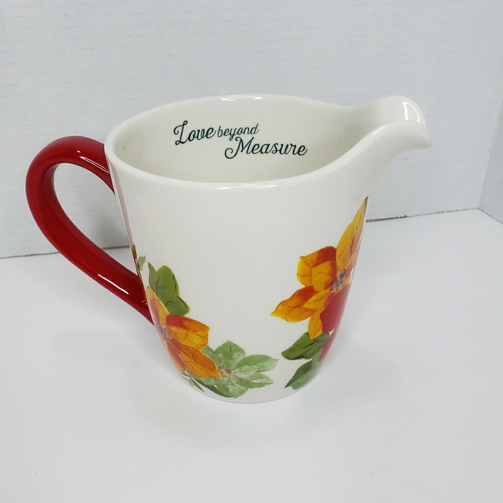 Pioneer Woman Poinsettia Measuring 4 Cup"Love Beyond Measures"